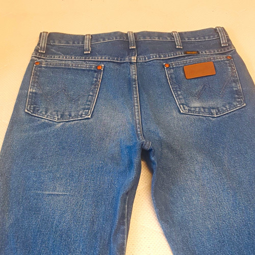 Wrangler 34w 36l - wrangler,